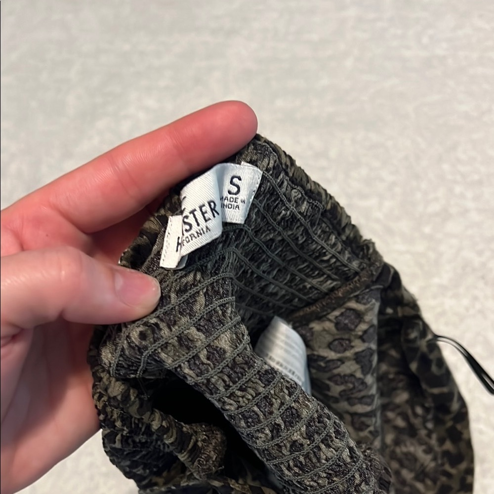 Leopard Print Bandeau Top - Picture 2 of 3